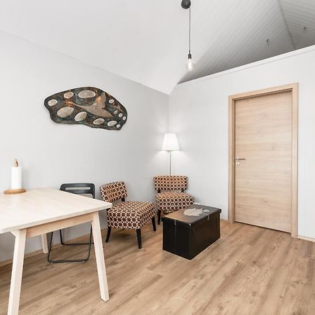Rauthafell Apartment 霍尔斯沃德吕尔 外观 照片